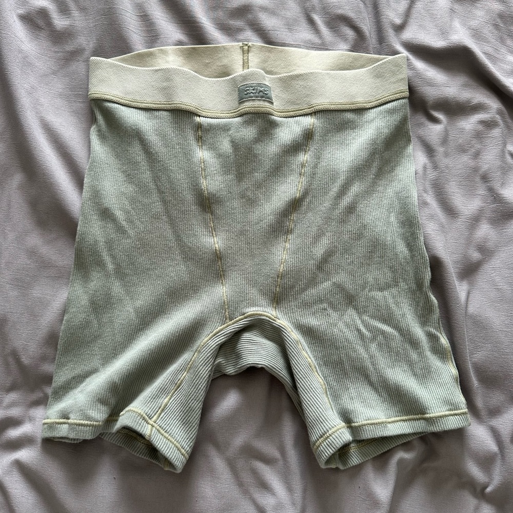SKIMS biker shorts